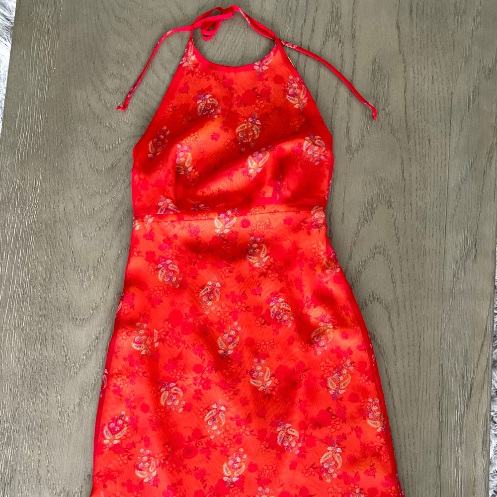 The red dress!💄💃🏻